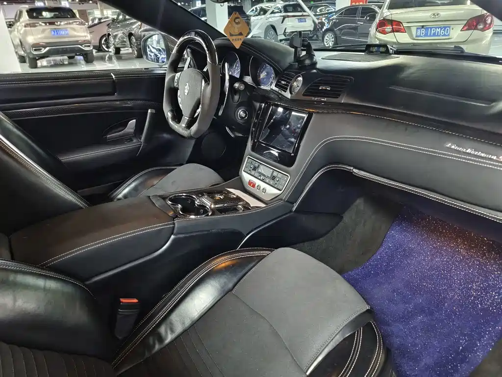 Maserati GranTurismo — миниатюра 9