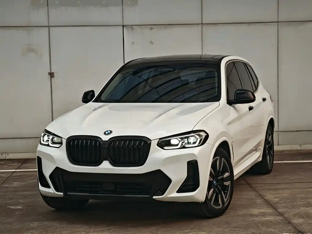 BMW iX3 2021