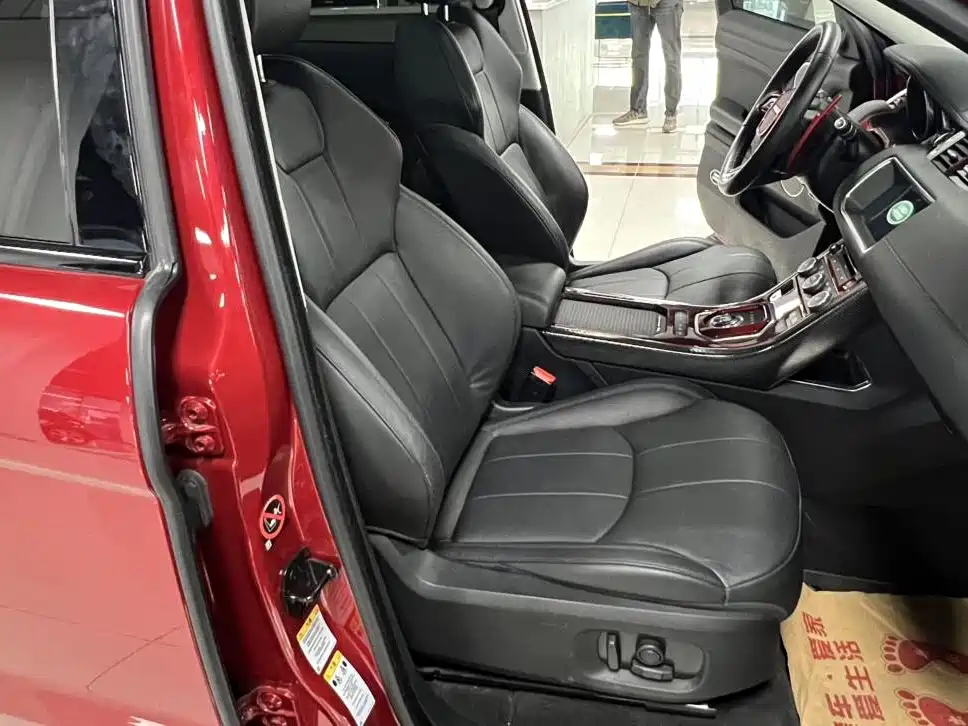 Land Rover Evoque — миниатюра 22