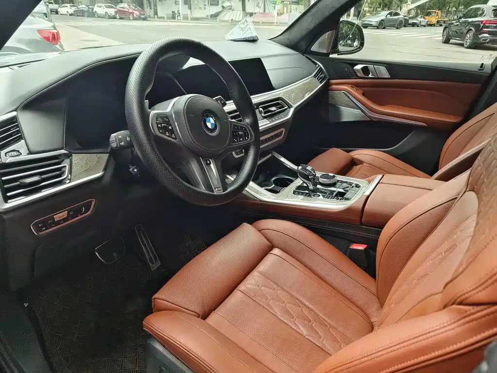 BMW X7 — миниатюра 4