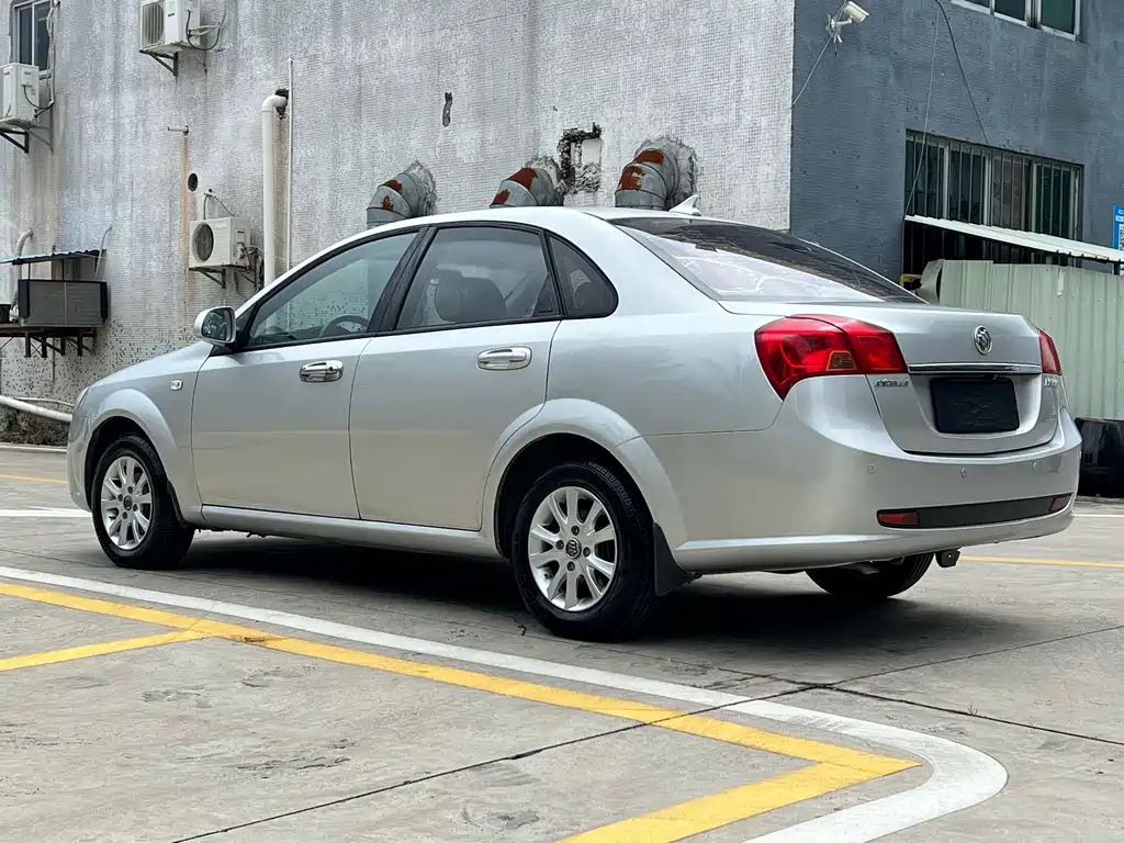 Buick Excelle 2015 1.5L AT