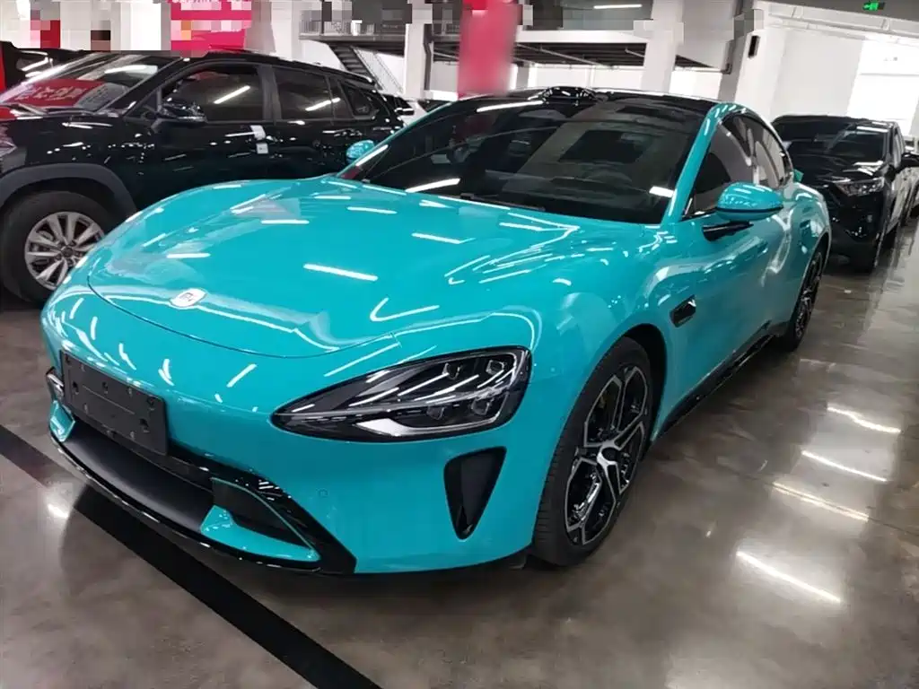 Xiaomi SU7 2024