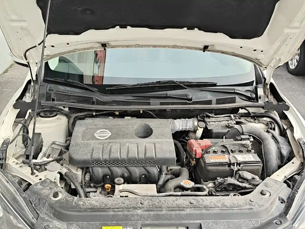Nissan Tiida — миниатюра 14