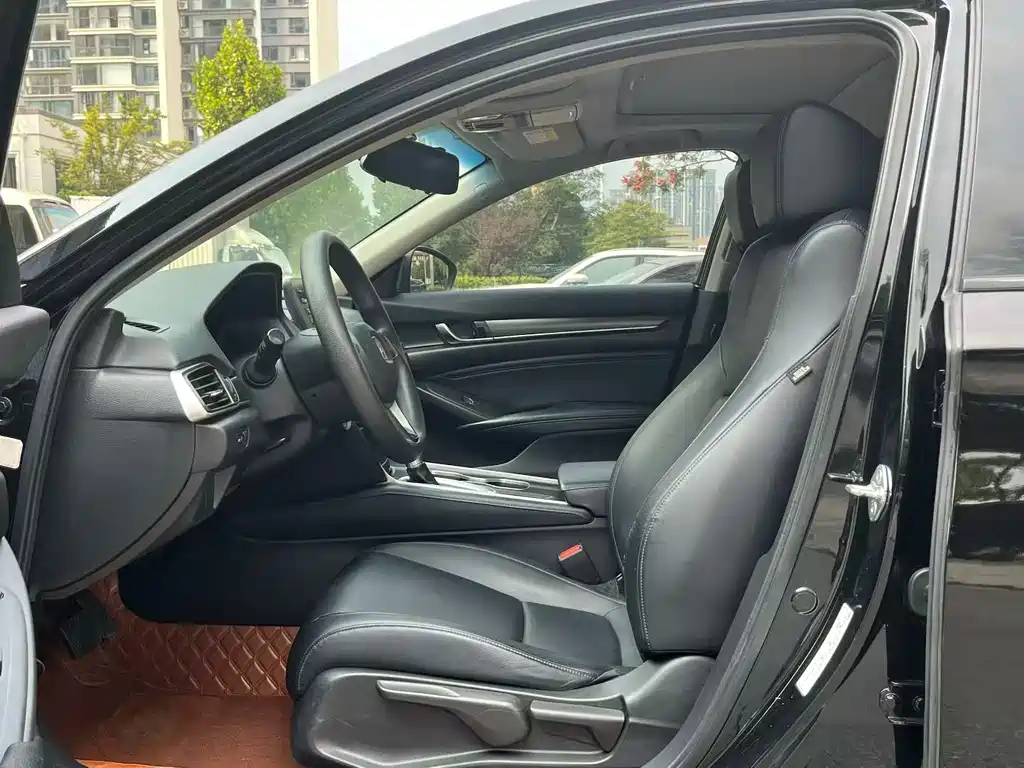 Honda Accord — миниатюра 4