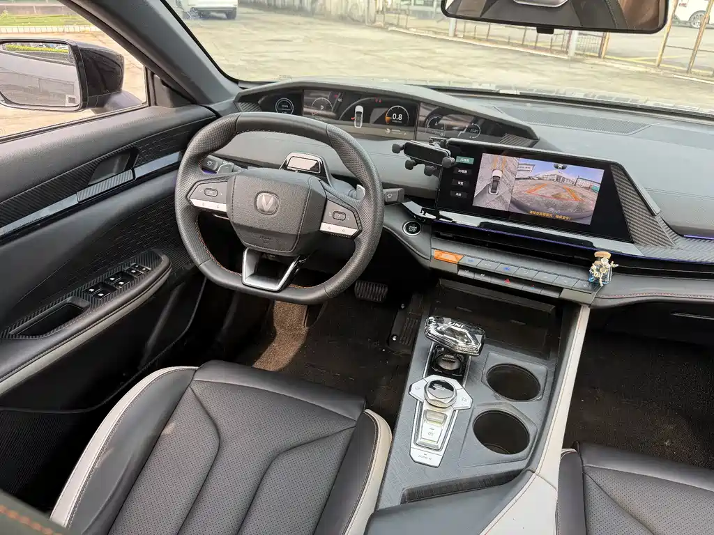 Changan UNI-V — миниатюра 9
