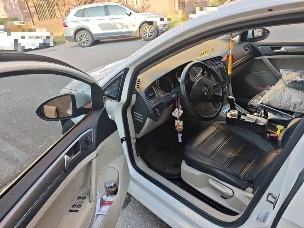 Volkswagen Golf — миниатюра 14