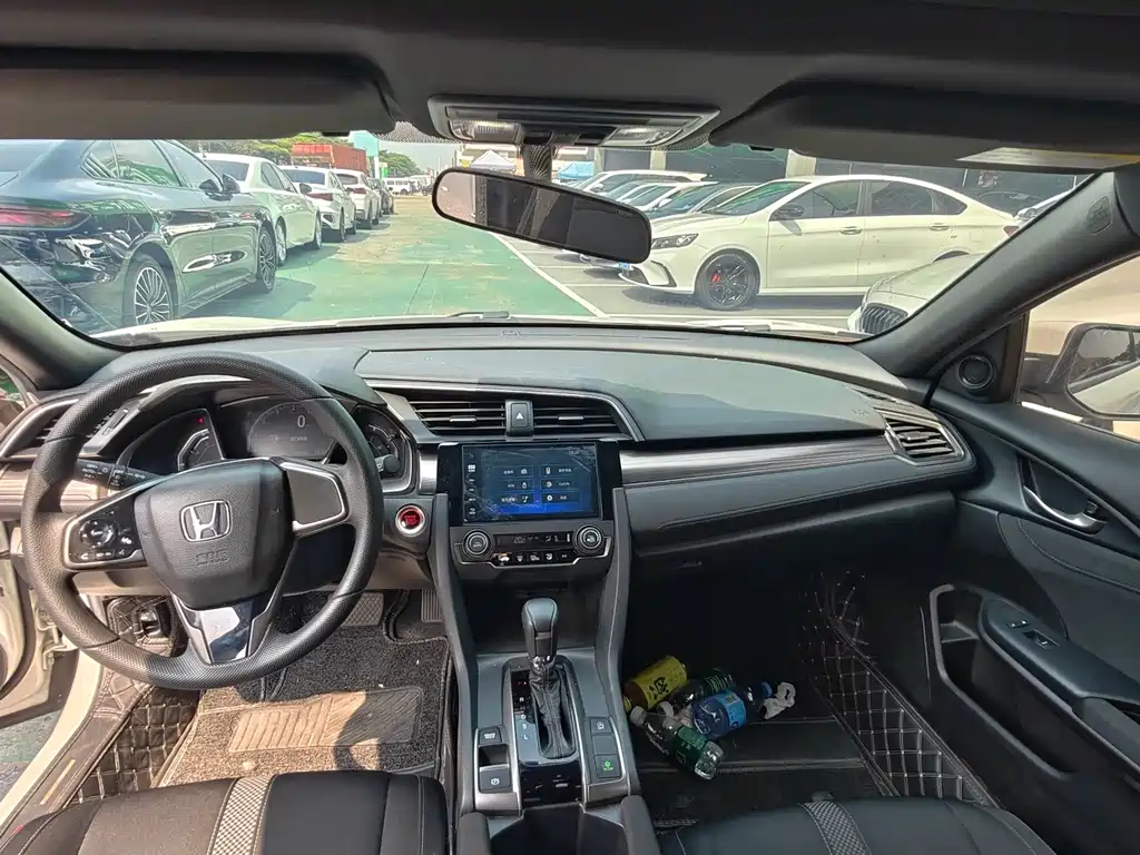 Honda Civic — миниатюра 10