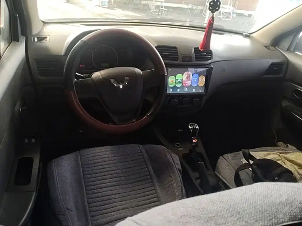 Wuling Hongguang — миниатюра 14