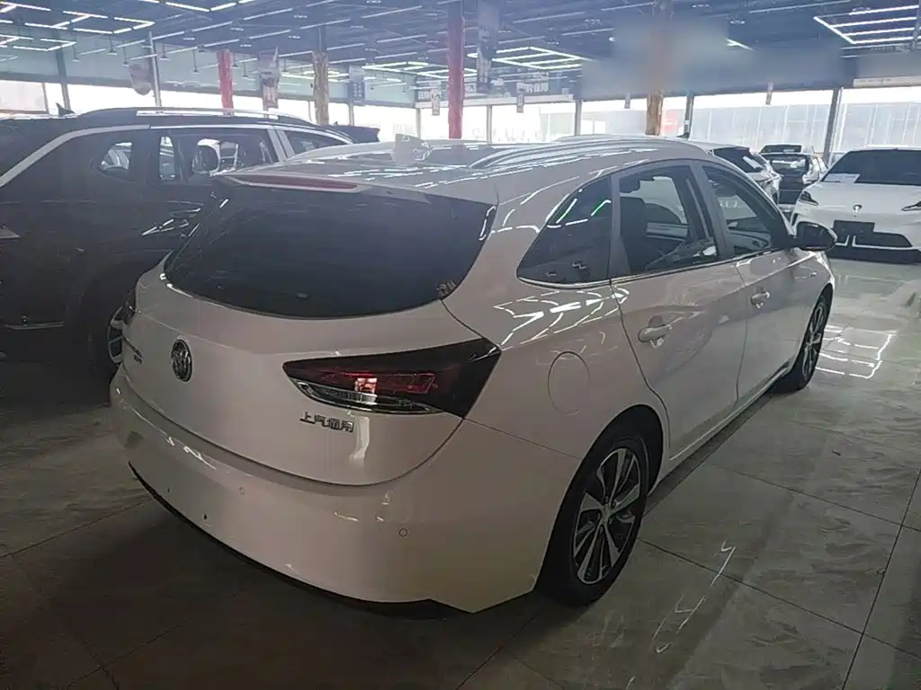 Buick Excelle — миниатюра 7