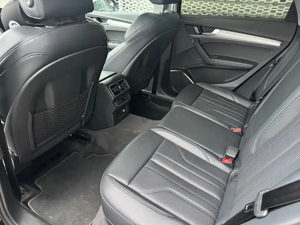 Audi Q5L — миниатюра 7
