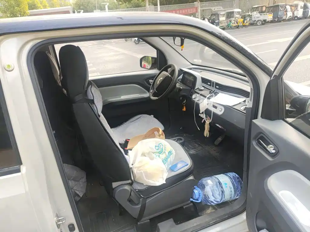 Wuling MINIEV — миниатюра 19