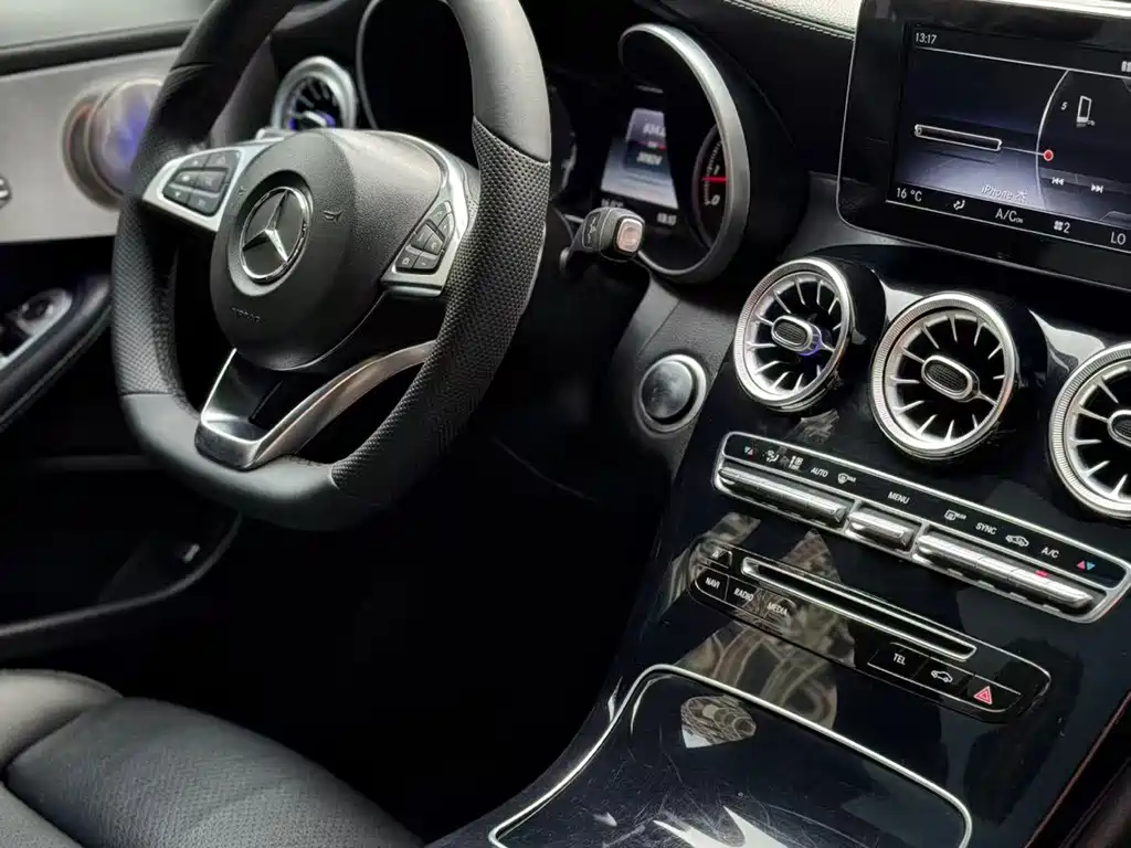 MERCEDES-BENZ C CLASS