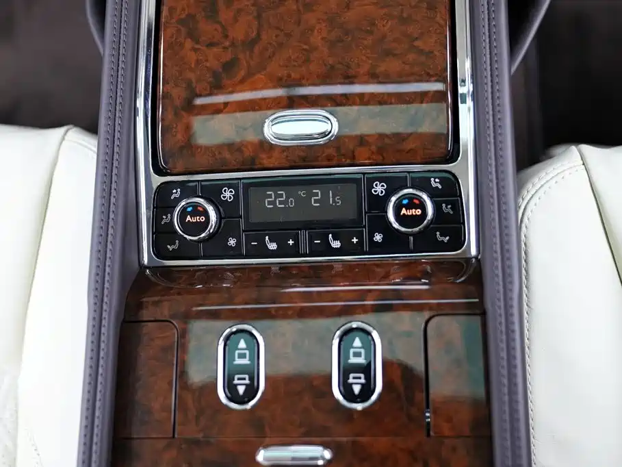 Bentley Mulsanne — миниатюра 13