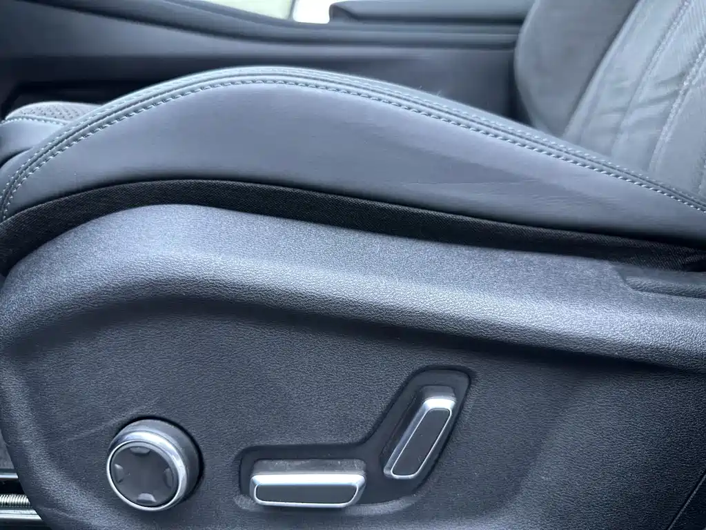 Geely Xingyue L — миниатюра 14