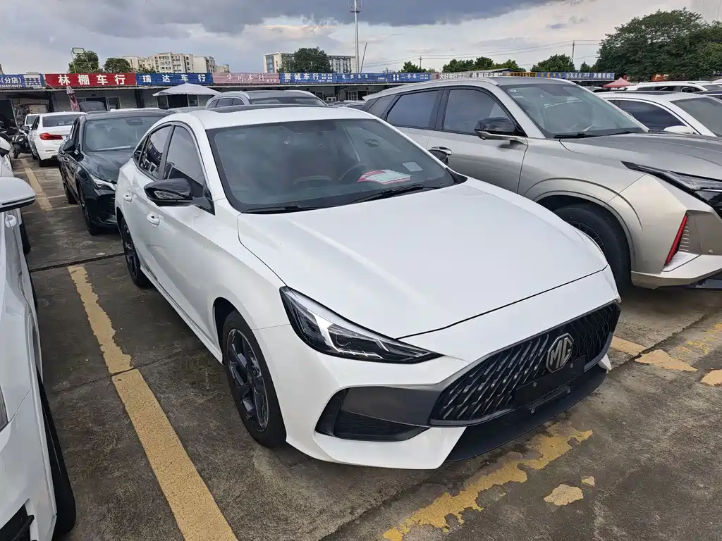 MG MG5 — миниатюра 3