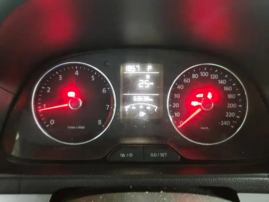 Volkswagen Lavida — миниатюра 14