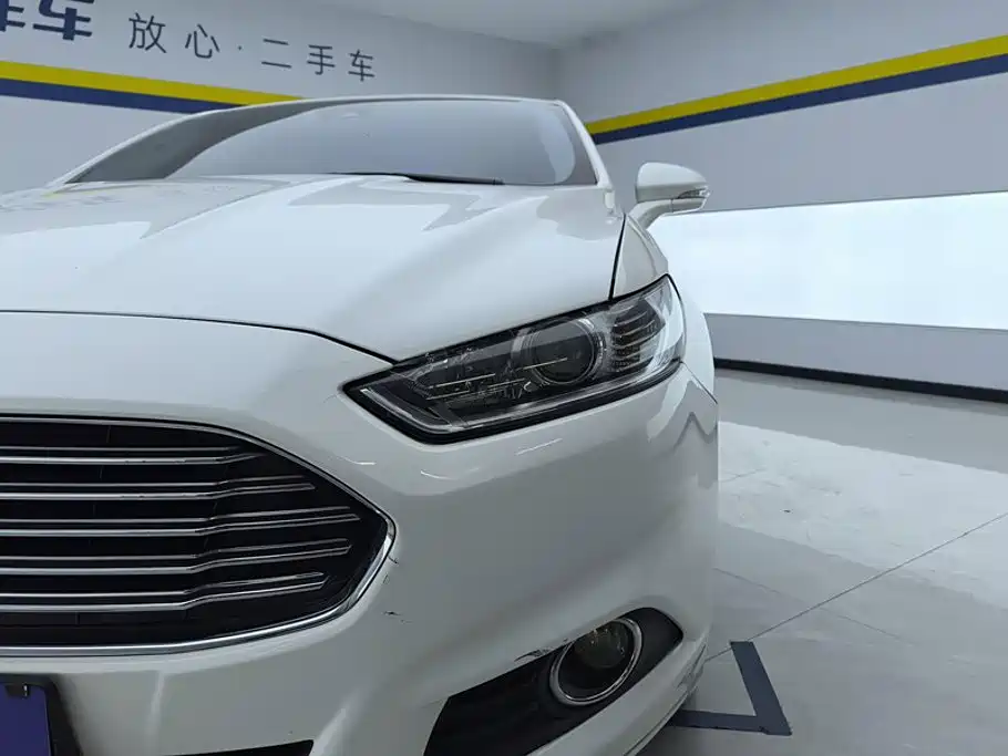 Ford Mondeo — миниатюра 5
