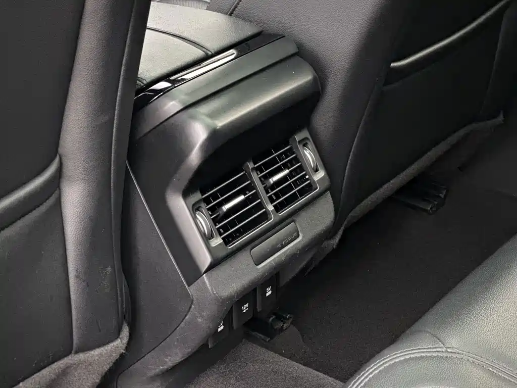 Land Rover Evoque — миниатюра 10