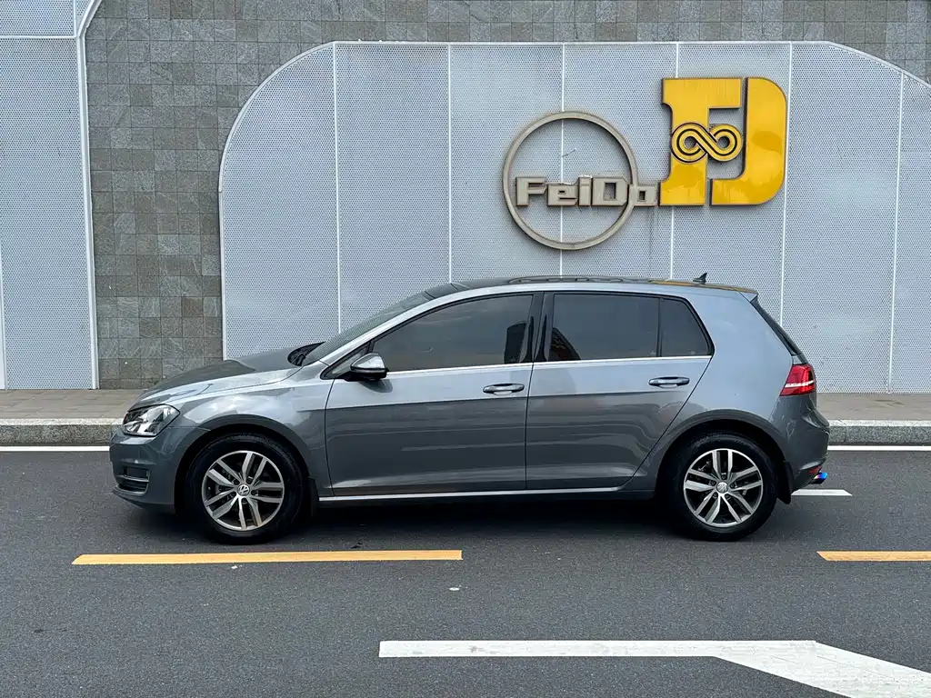 Volkswagen Golf — миниатюра 3