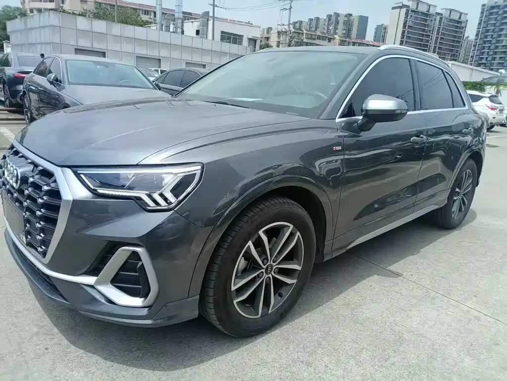 Audi Q3 2023