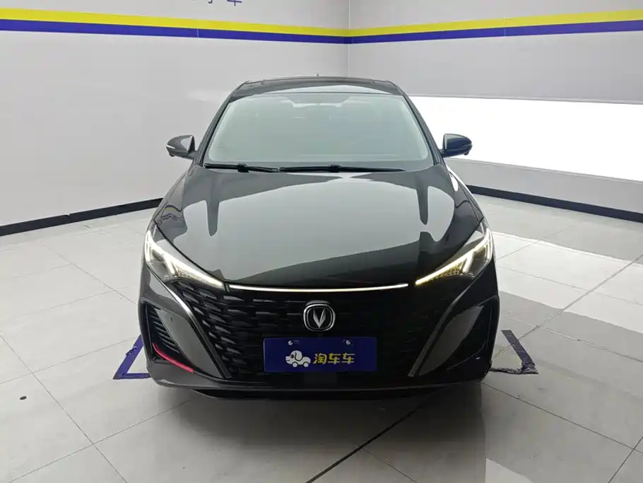 Changan Eado — миниатюра 2