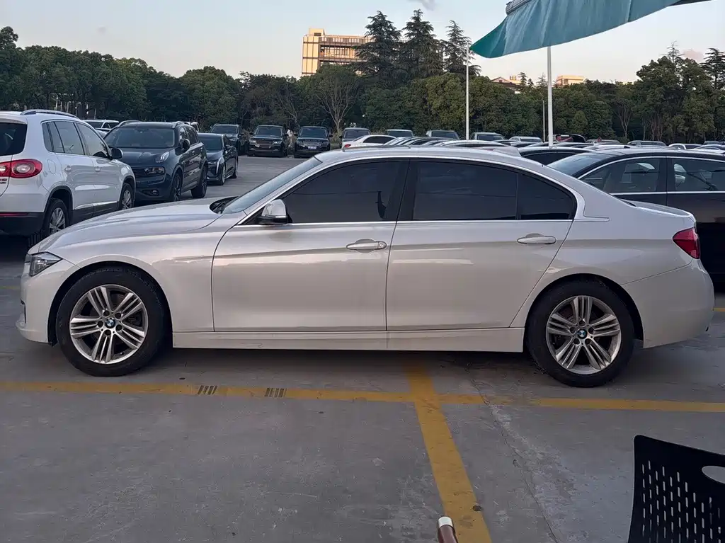 BMW 3 Series 3 2016 320Li