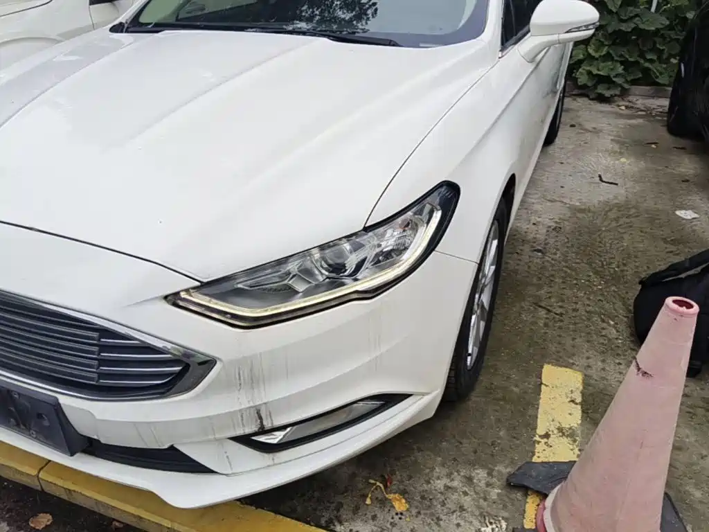 Ford Mondeo — миниатюра 24
