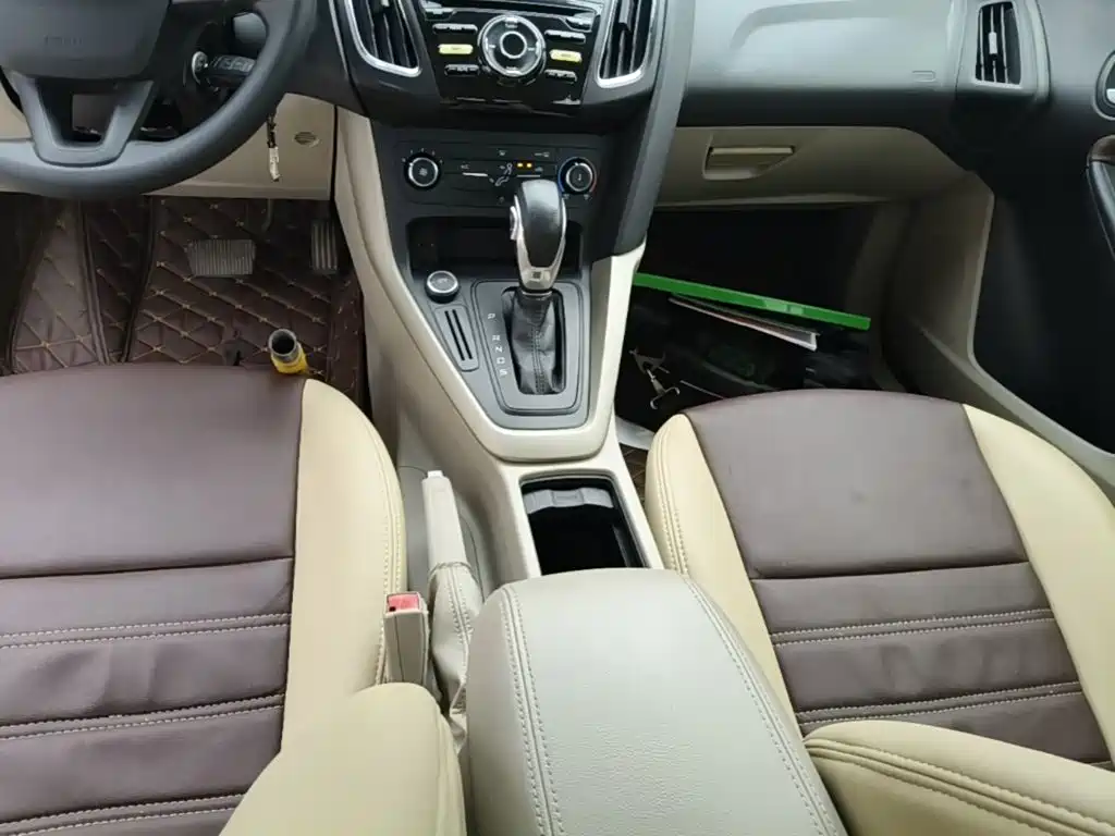 Ford Focus — миниатюра 14