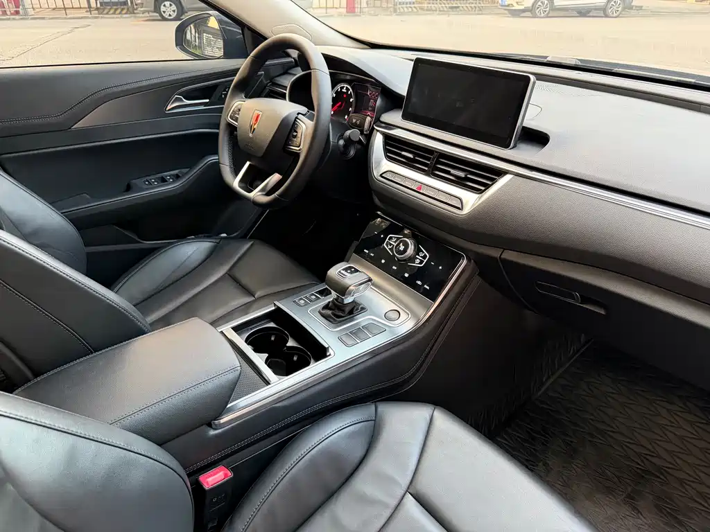 Hongqi Hongqi H5 — миниатюра 16