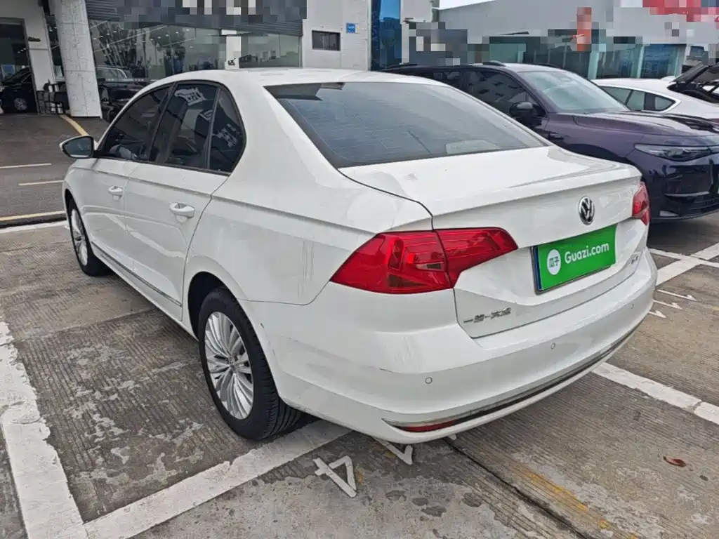 Volkswagen Bora — миниатюра 5