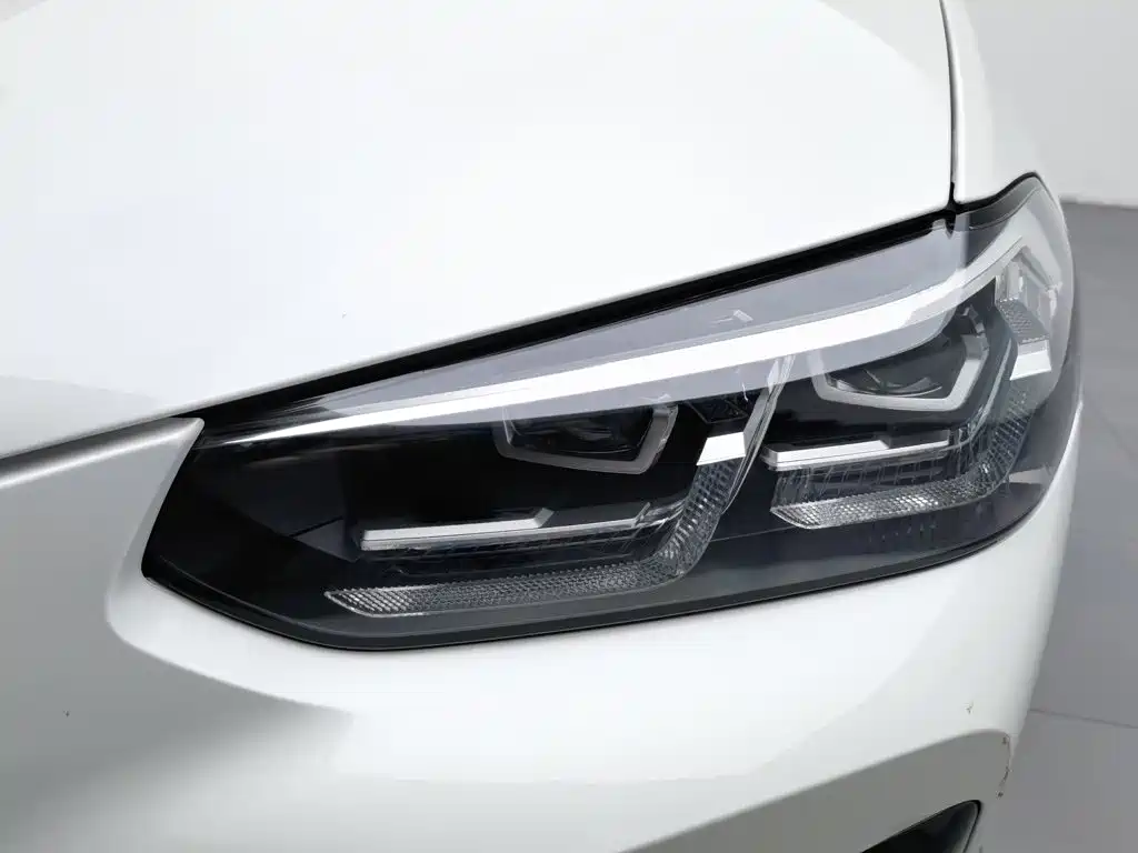 BMW X3 — миниатюра 7