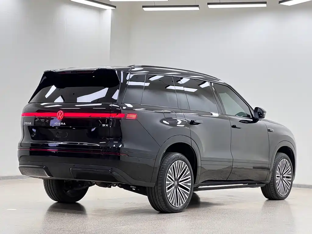 Volkswagen ID.ERA 9X — миниатюра 7