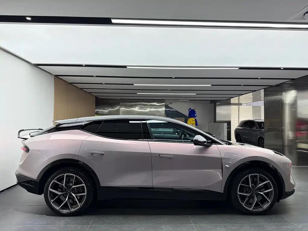 LOTUS SPORTS CAR ELETRE