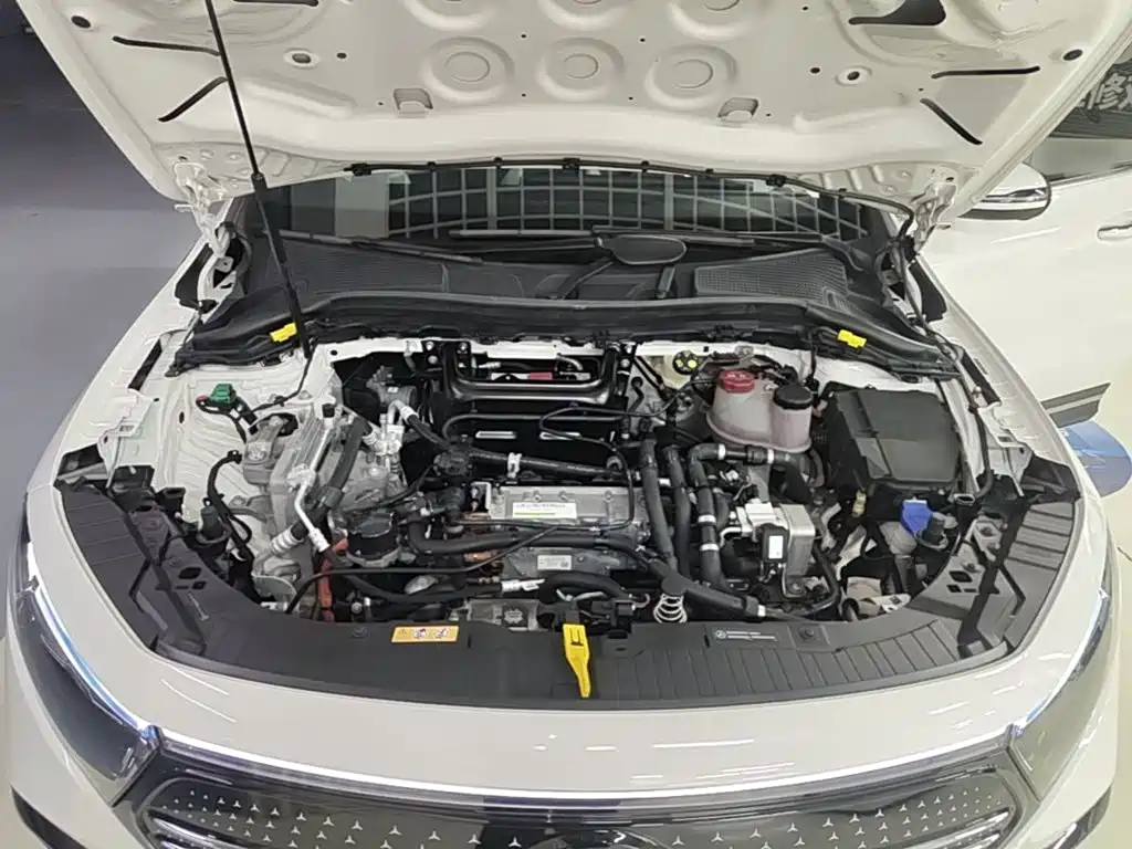 Mercedes-Benz EQA — миниатюра 20