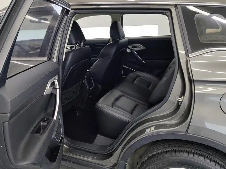 Geely Boyue — миниатюра 11