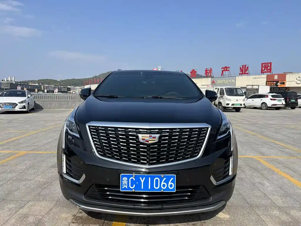 CADILLAC XT5