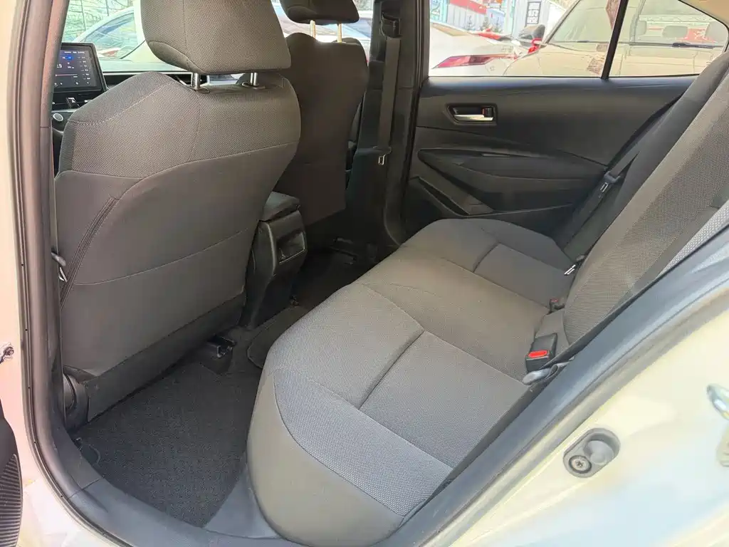 Toyota Corolla — миниатюра 4