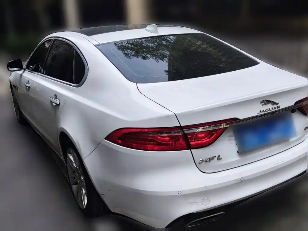 Jaguar XFL — миниатюра 25