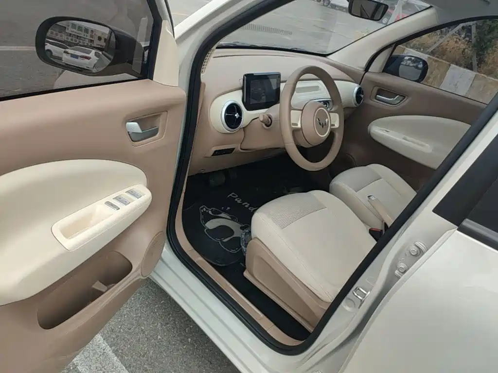 Wuling MINIEV — миниатюра 16