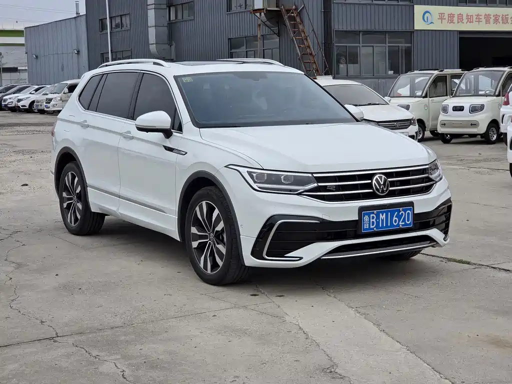 Volkswagen Tiguan L — миниатюра 3
