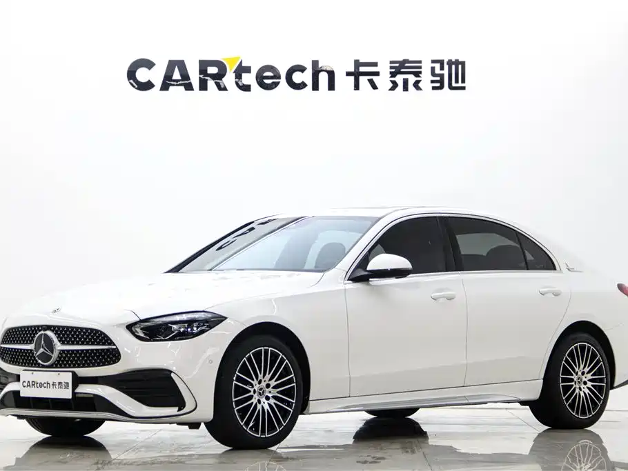 Mercedes-Benz C-Class 2024