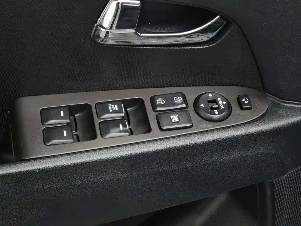 Kia Sportage — миниатюра 9