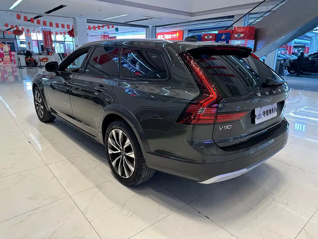Volvo V90 — миниатюра 14
