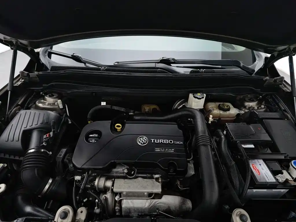Buick Envision Plus — миниатюра 6