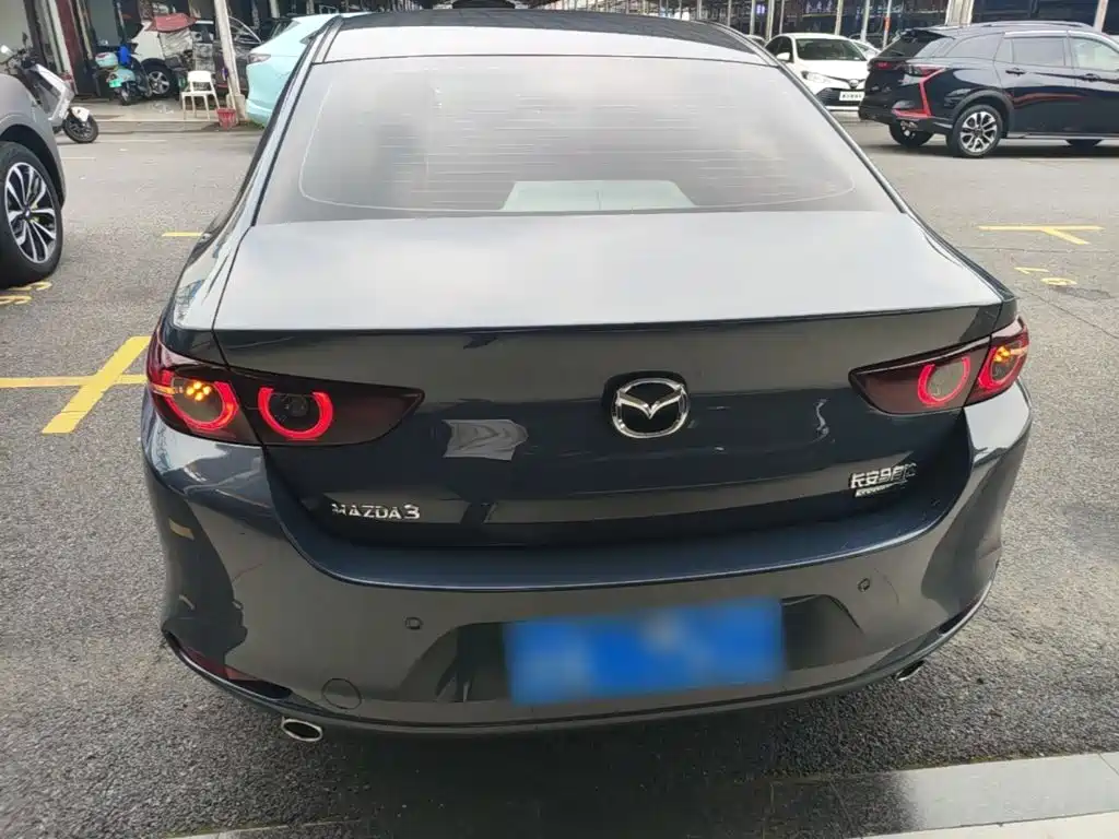 Mazda 3 Axela — миниатюра 6