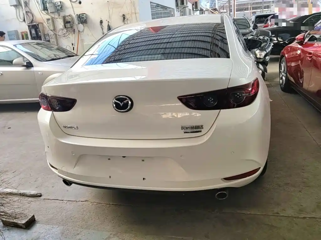 Mazda 3 Axela — миниатюра 6