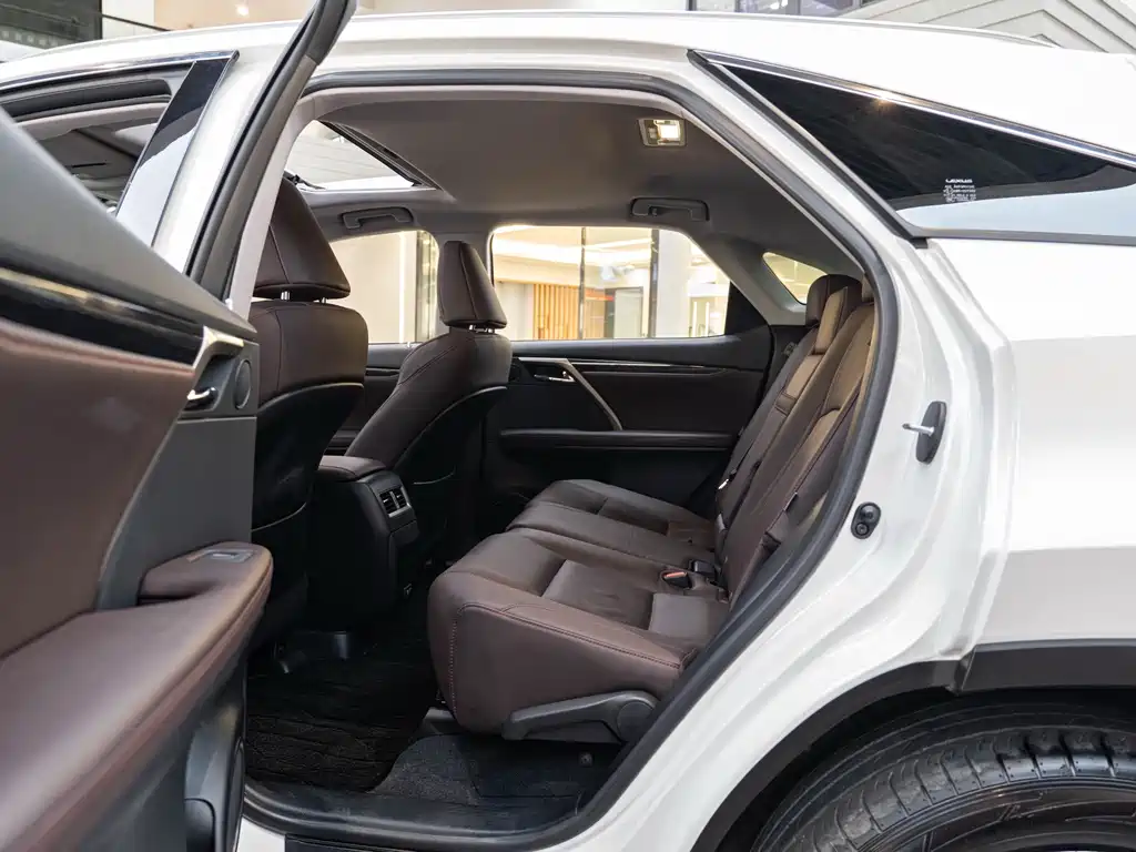 Lexus RX — миниатюра 10