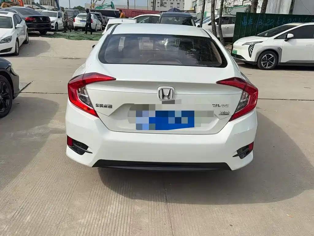 Honda Civic — миниатюра 6