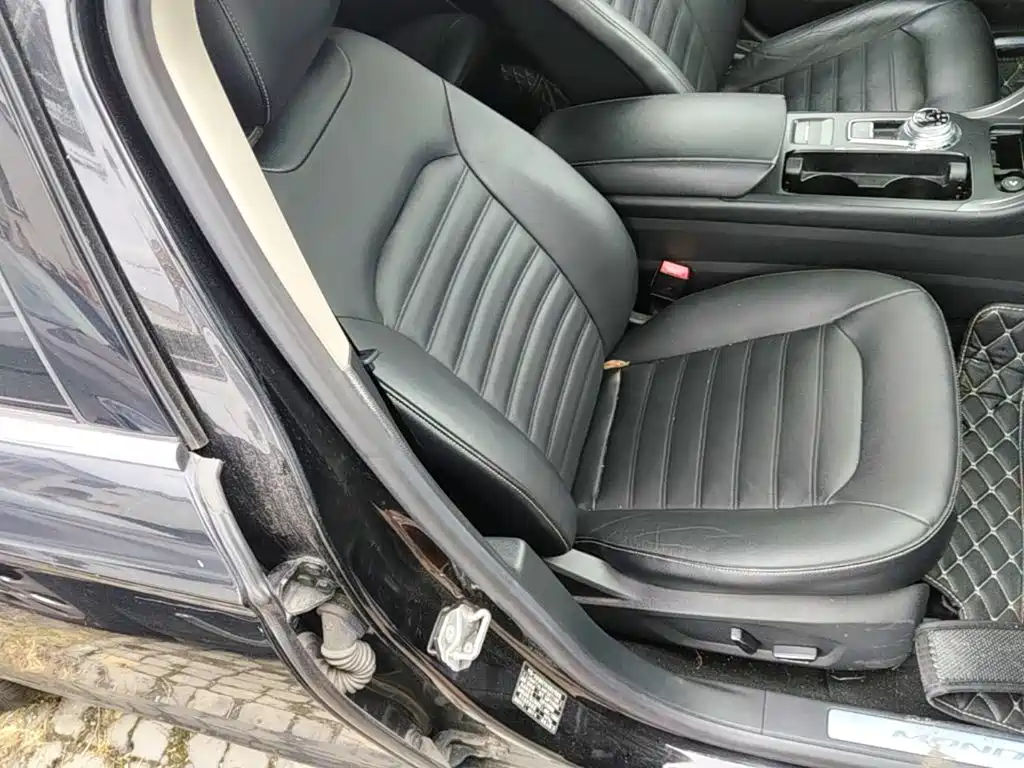 Ford Mondeo — миниатюра 25