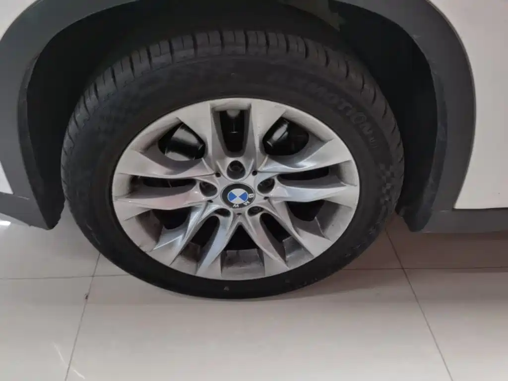BMW X1 — миниатюра 23